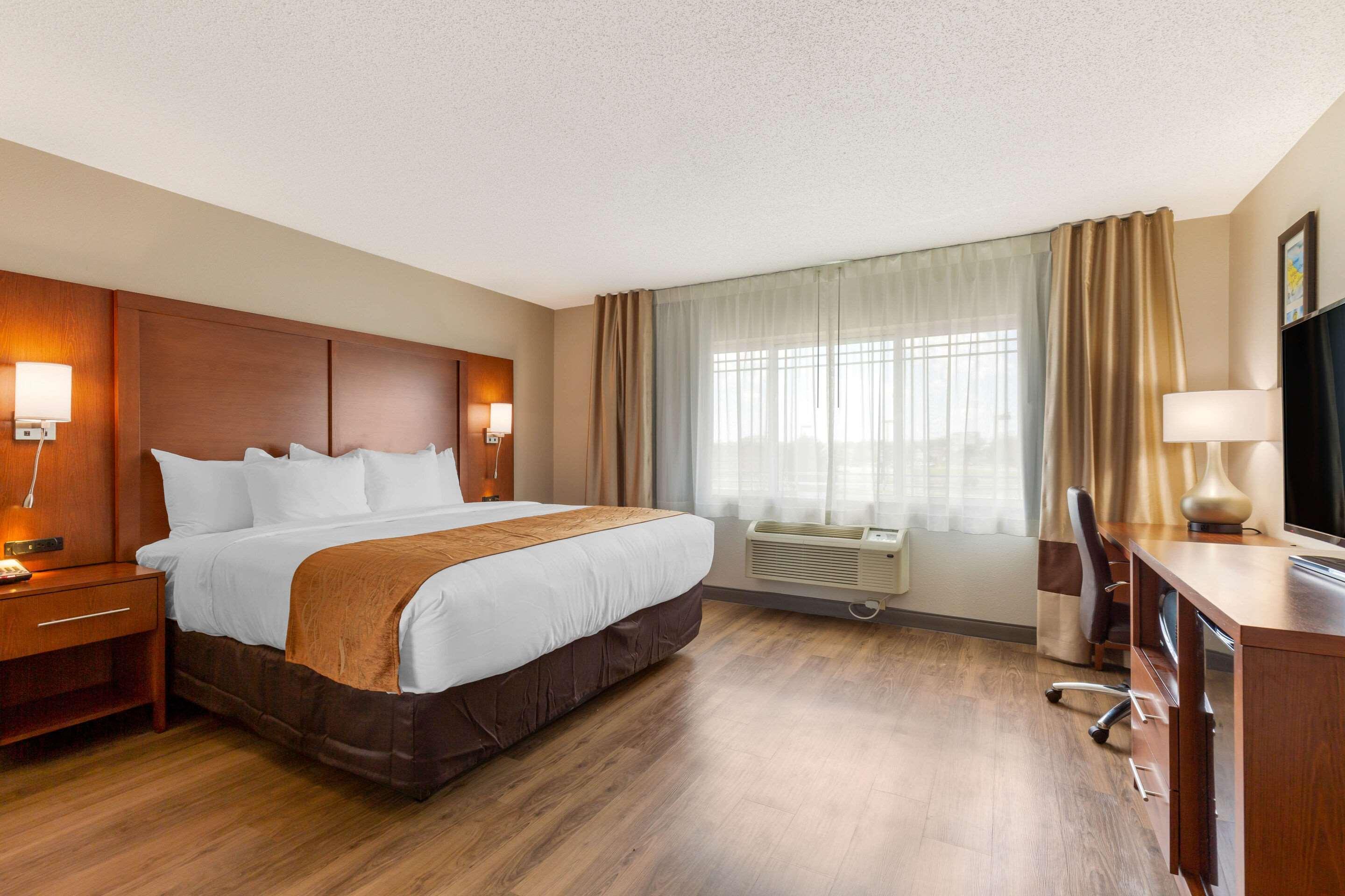 Comfort Inn & Suites Milford Εξωτερικό φωτογραφία