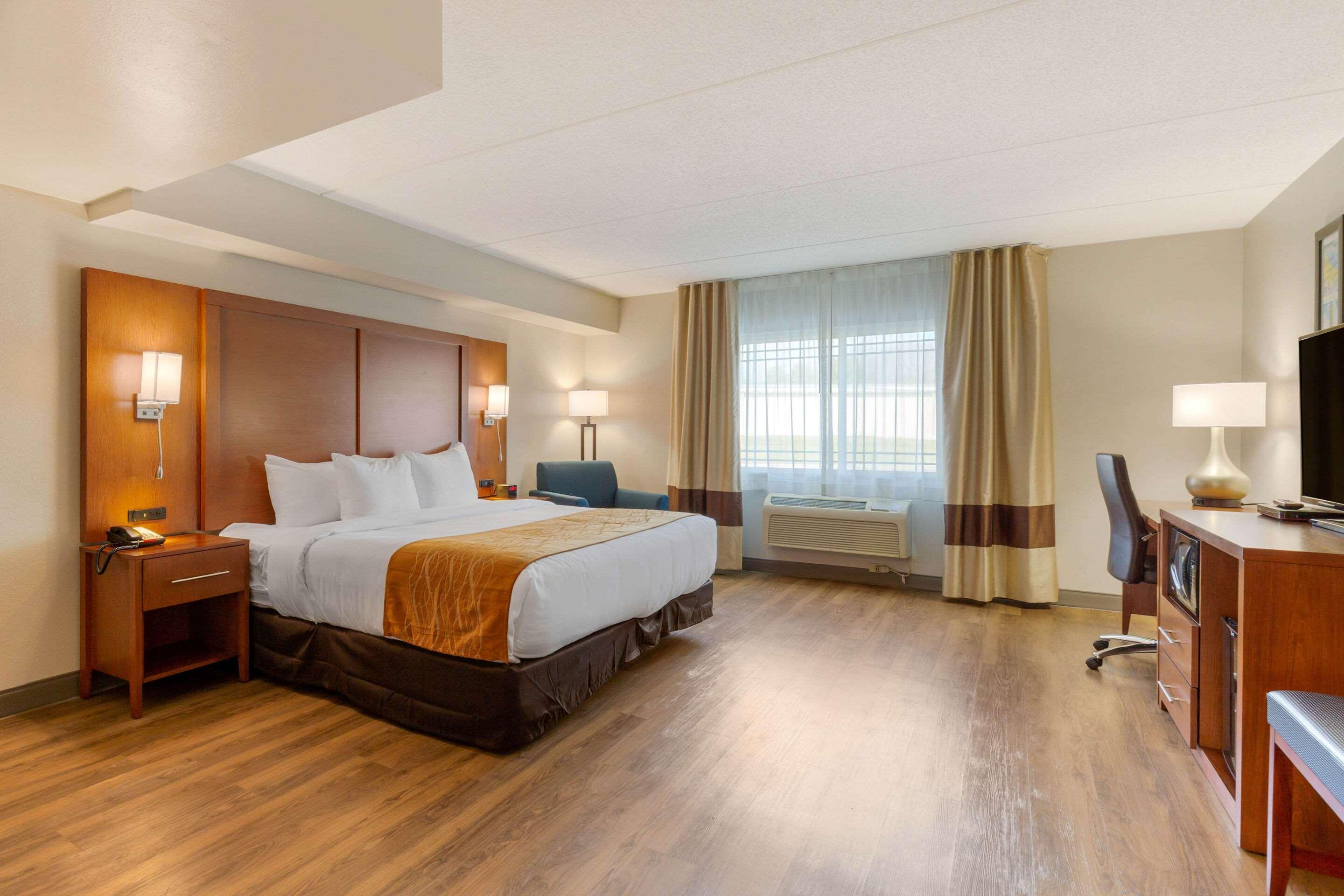 Comfort Inn & Suites Milford Εξωτερικό φωτογραφία