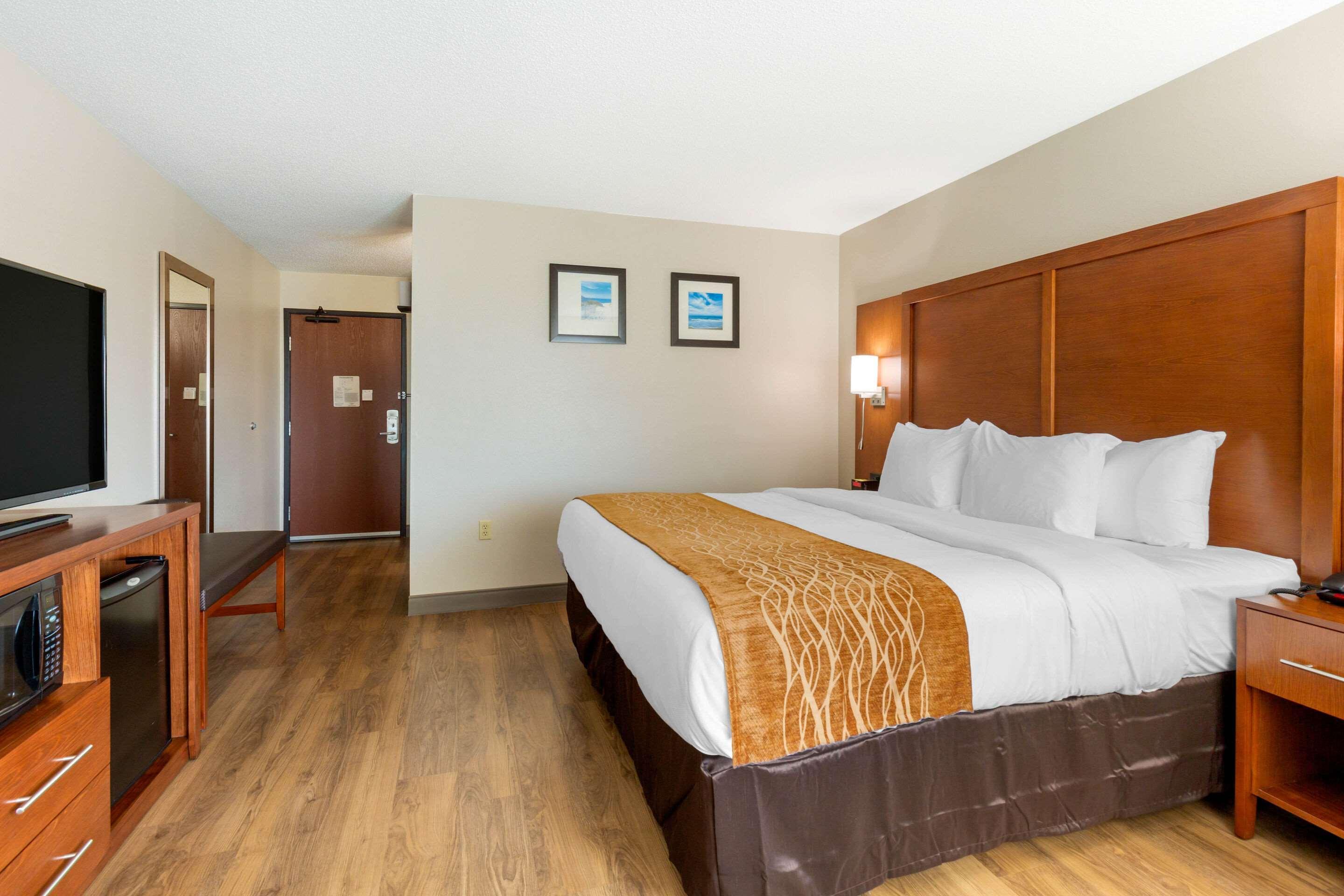 Comfort Inn & Suites Milford Εξωτερικό φωτογραφία