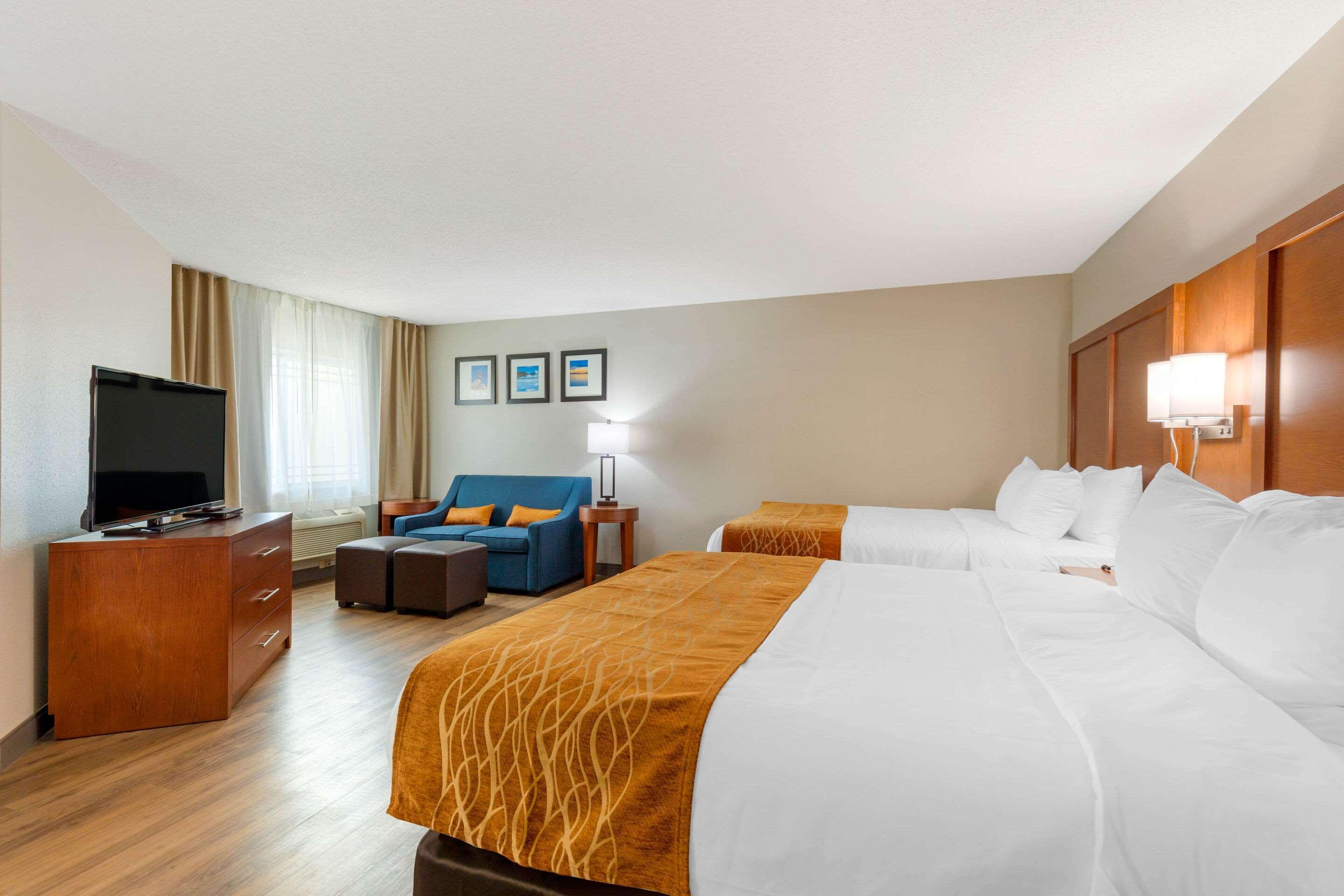 Comfort Inn & Suites Milford Εξωτερικό φωτογραφία