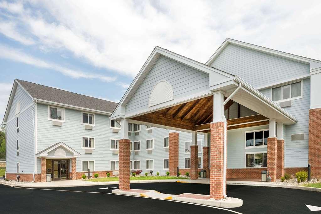 Comfort Inn & Suites Milford Εξωτερικό φωτογραφία