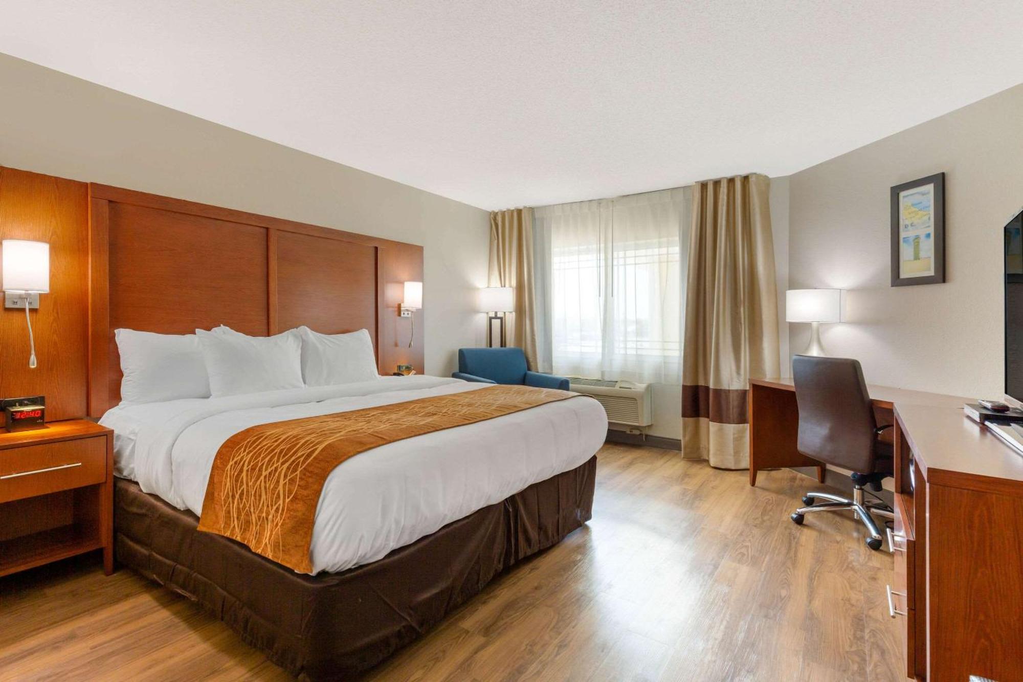 Comfort Inn & Suites Milford Εξωτερικό φωτογραφία